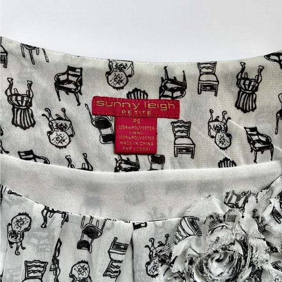 Sunny Leigh Black and White Chair Pattern Blouse - Picture 2 of 4